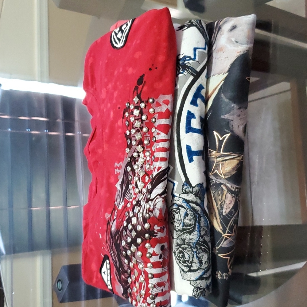 Affliction holiday bundles are back.